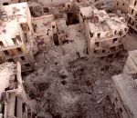 bombardement Un drone survole un quartier d'Alep après 5 ans de guerre