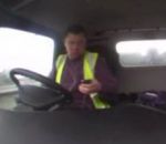camion chauffeur Un chauffeur de camion crée un carambolage en envoyant un SMS