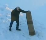 combat bagarre neige Homme vs Tapis
