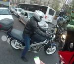 moto motard voiture Road Rage au Havre