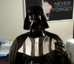 parodie wars star Des droïdes interrompent une interview de Dark Vador