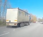 accident route traverser Un chauffeur de camion s'endort au volant