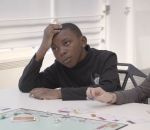 social enfant Des enfants jouent à un Monopoly aux règles injustes
