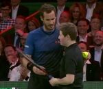 tennis balle Murray demande à un ramasseur de balles de lui sauver son match
