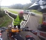 moto motard Le motard Rupture menacé par un homme avec un bâton (Auvergne)