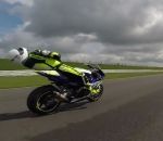 moto casque Un motard perd connaissance à plus de 225 km/h (Angleterre)