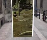 augmentee Une porte interdimensionnelle dans la rue en réalité augmentée (ARKit)