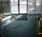 bureau porte casse Un bouc défonce une vitrine (Colorado)