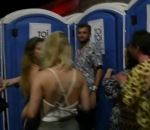 mobile toilettes Les toilettes du Sziget Festival cachent une boite de nuit secrète