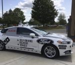 ford voiture Domino's Pizza : Test de livraison par voiture autonome