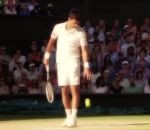 tennis service federer Djokovic s'apprête à servir