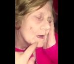 grimace enfant peur Comment réveiller sa grand-mère