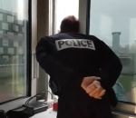 detenu narguer Un policier trolle des prisonniers (Bordeaux-Gradignan)