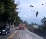 route voiture chute Attention chute de pierres (Taïwan)