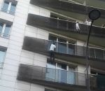 balcon immeuble Il escalade un immeuble pour sauver un enfant suspendu dans le vide (Paris)