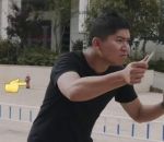 attaque defense couteau Les conseils de la police chinoise : Se défendre face à une attaque au couteau