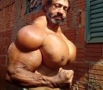 muscle Valdir Segato et ses muscles au synthol