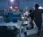 concurrence Des pêcheurs normands et anglais s'affrontent en mer