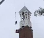 chute Installation d'une horloge sur un clocher (Fail)
