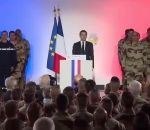 militaire Un militaire s'évanouie devant Macron (Tchad)