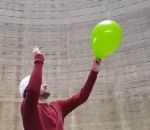 ballon baudruche son Éclater un ballon dans la cheminée d'une centrale nucléaire