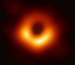 image noir La première image d'un trou noir