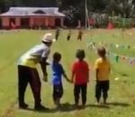 relais course Course de relais avec des enfants (Tanzanie)