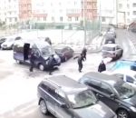 camionnette Police russe vs Voiture en fuite