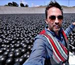 eau reservoir Pourquoi y a-t-il 96 millions de boules noires dans ce réservoir d'eau potable ? (Los Angeles)