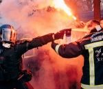 paris manifestation Policier vs Pompier