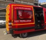 vehicule camion Sex Perilleux avec les pompiers