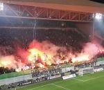 tribune football Feu d'artifice en tribune pendant Saint-Etienne - PSG