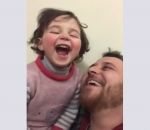 fille papa rire Des rires contre les bombes (Syrie)