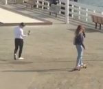 regis mer La copine de Régis fait du skateboard