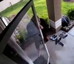 homme femme Elle sauve son voisin en train de s'étouffer (Floride)