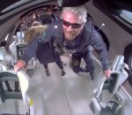 espace Richard Branson dans l'espace à bord de VSS Unity