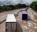 france autoroute L’A9 devient un torrent d’eau (Nîmes)