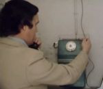 lorgnette Utiliser indéfiniment son jeton de téléphone en 1977