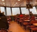 bateau tempete Ferry vs Vague (Hambourg)
