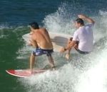 parkinson Le surfeur Mitch Parkinson vole la planche de son cousin Joel Parkinson