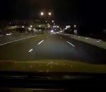 arme braquage Car jacking sur une bretelle d'autoroute (Chili)