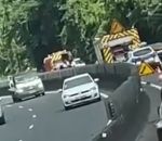 accident marche Faire une marche arrière sur une autoroute pour voir un accident