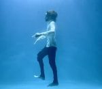 eau Danse sous-marine