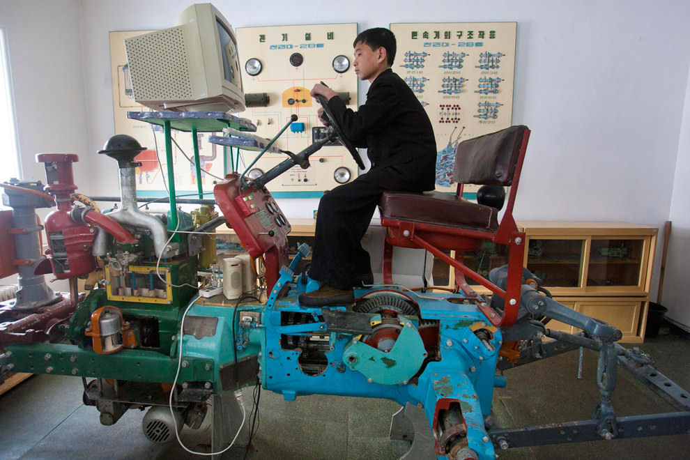  Simulateur de tracteur nord-coréen