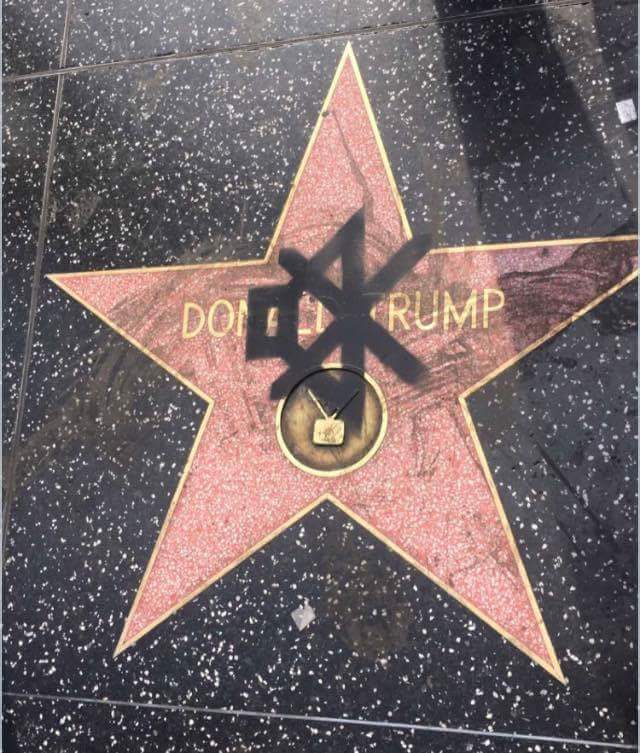 Symbole « couper le son » sur l'étoile de Donald Trump à Hollywood