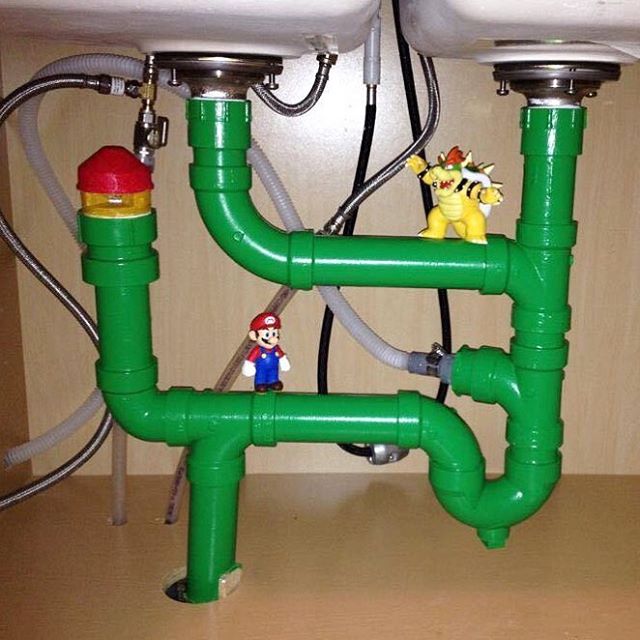Mario sous l'évier