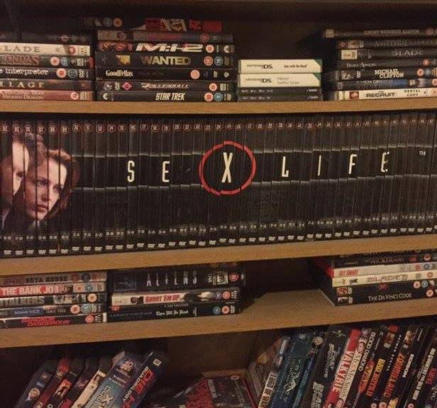 S'amuser à réorganiser la collection de DVD X-Files de son ami