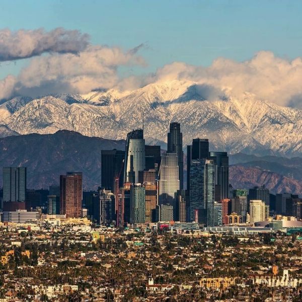 insolite angeles los montagne neige paysage ville