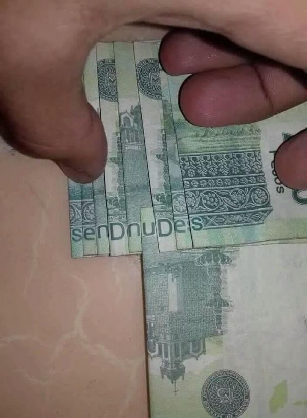 insolite banque billet cache message mexique