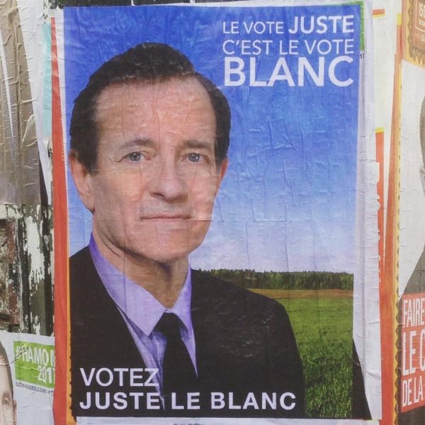 insolite blanc candidat election juste president vote